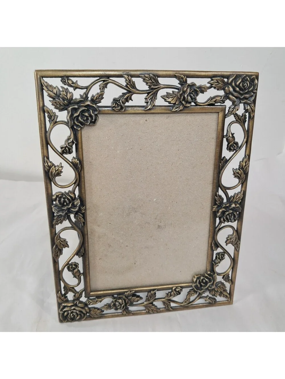 Vintage Connoisseur Picture Frame 3.5x5